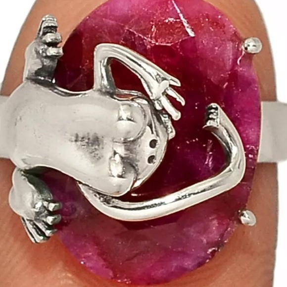 Ruby and sterling silver frog ring size 7 - Picture 3 of 3
